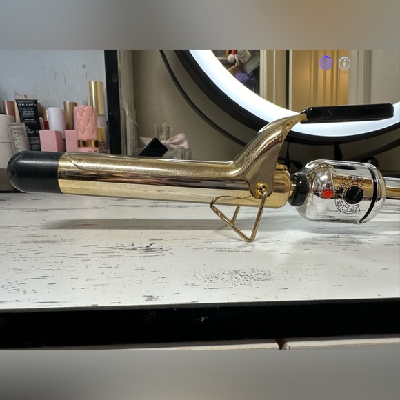 Hot Tools curling iron - Picture 3 of 3